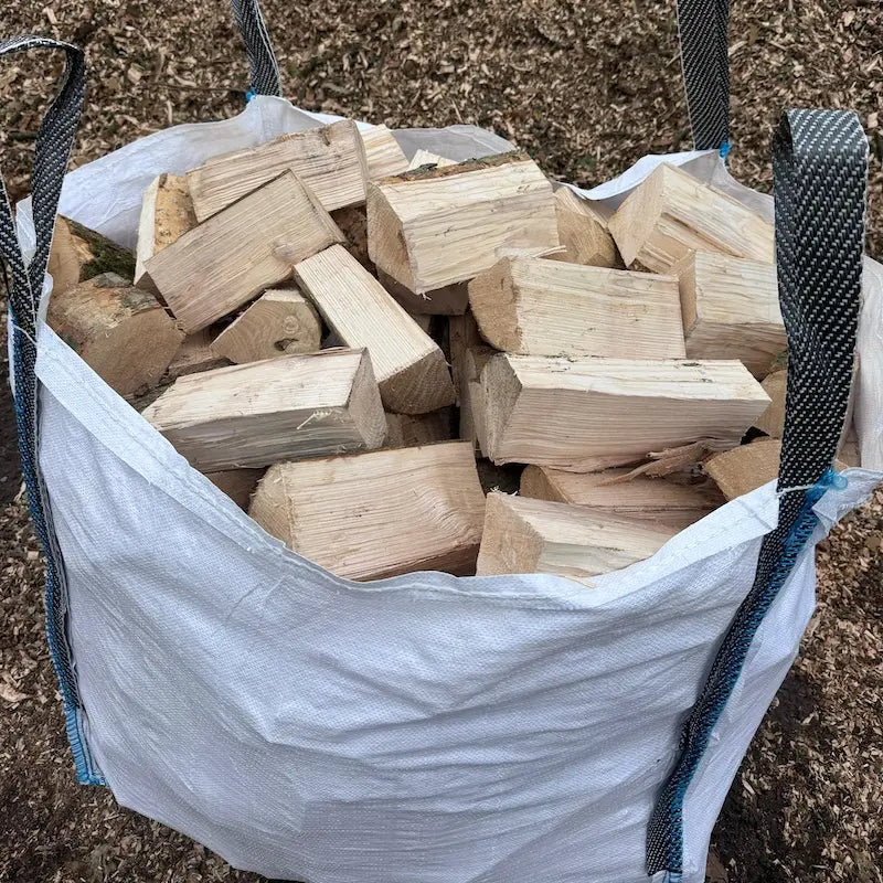 Standard bulk bag of air dried hardwood logs